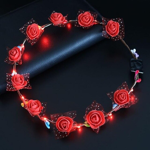 200PCS Creative Luminous Necklace Toys Party Light Up Flashing Cartoon Led Necklace Girls Baby Toy Gifts Light-up Toys Randomly